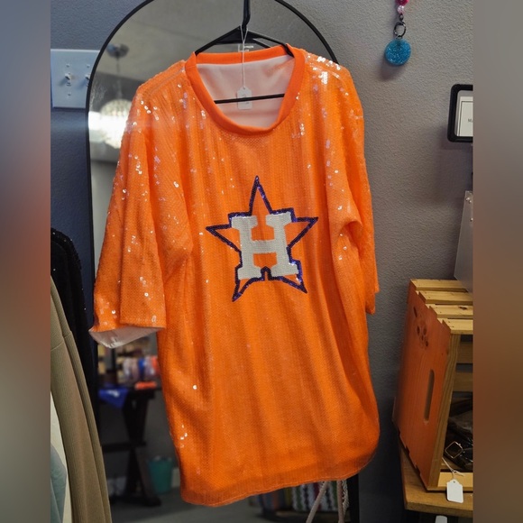 Wore once for a game, a winning game! - Picture 1 of 2